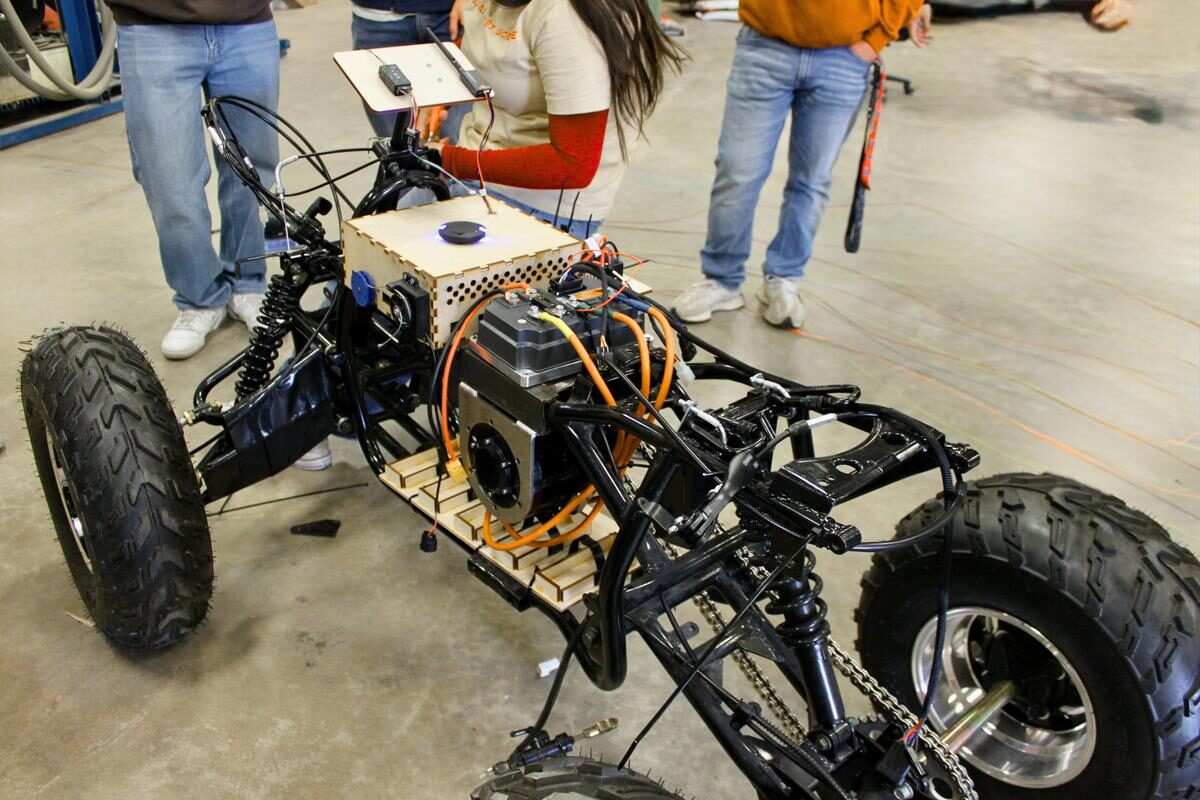 Chassis with machine vision camera mount installed